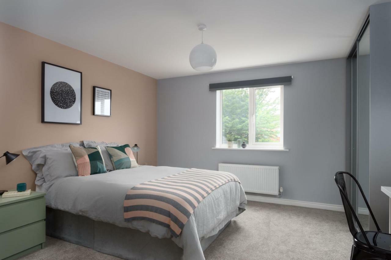 Coventry Jlr Guest House Buitenkant foto